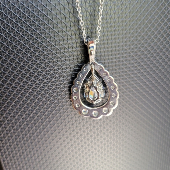 SMITHSONIAN Teardrop CZ cocktail wedding necklace - Picture 5 of 8